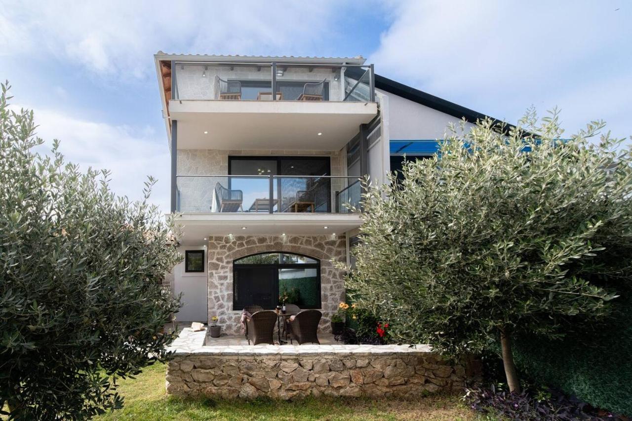 Villa On The Sea Αγία Μαρίνα Εξωτερικό φωτογραφία